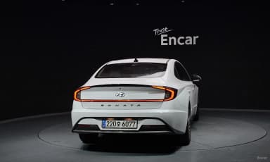 Sonata Hybrid (DN8)