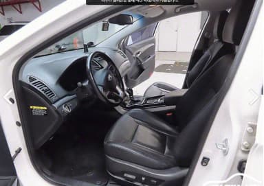 i40 Saloon
