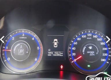 i40 Saloon