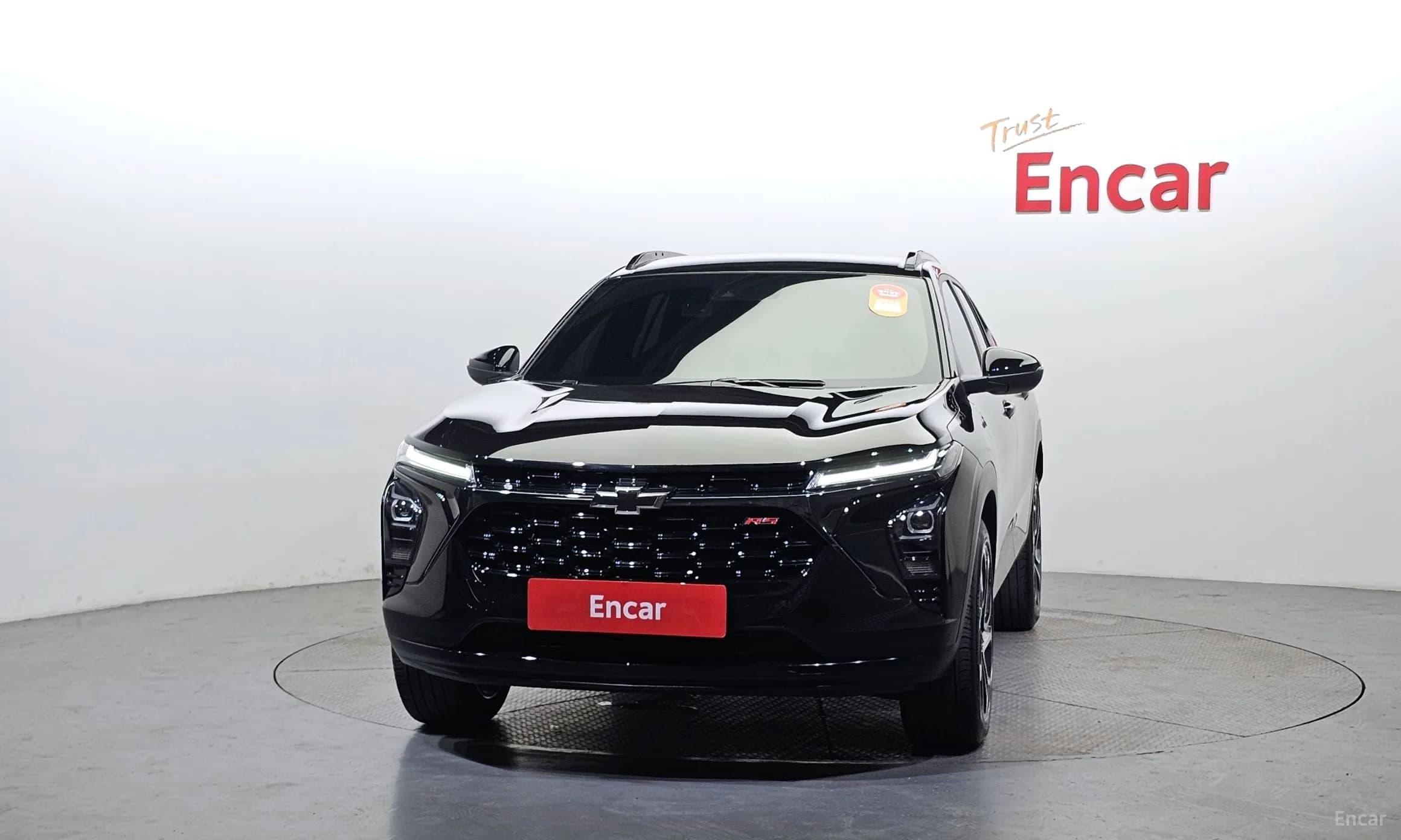 Trax Crossover