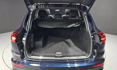 New Cayenne