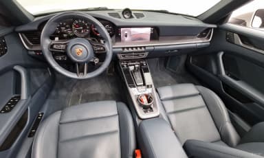 911 (992)