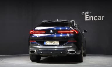 X6 (G06)