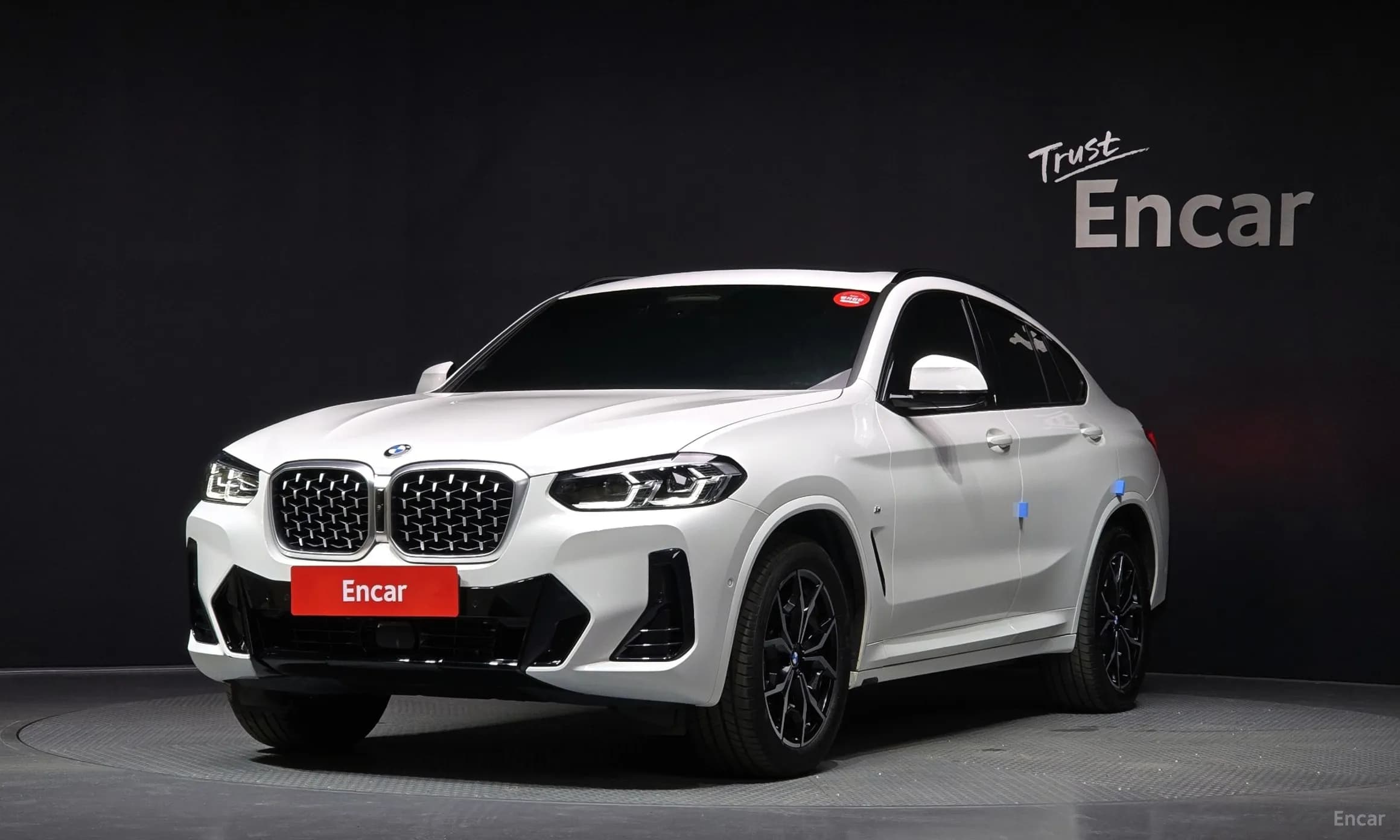 X4 (G02)