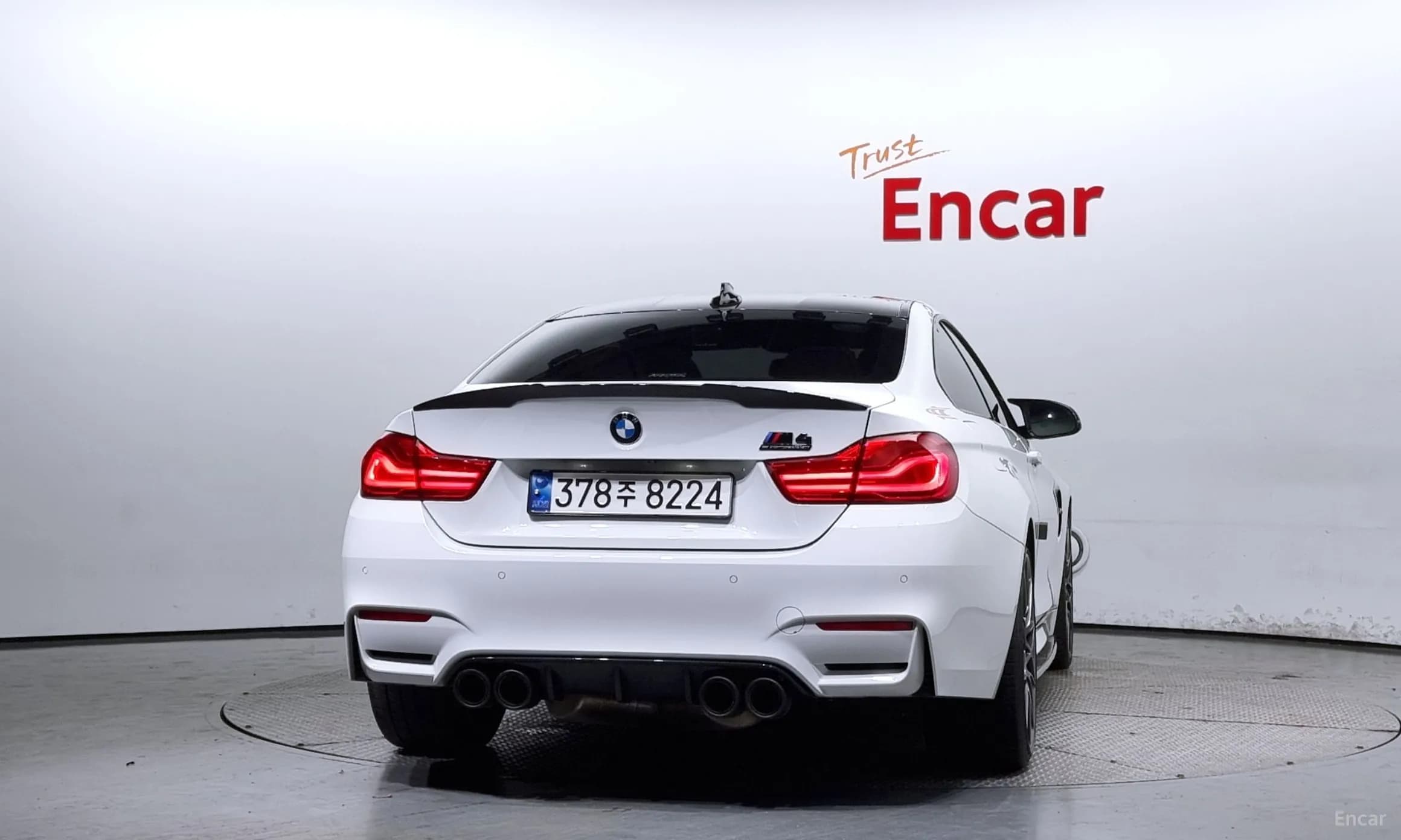 M4 (F82)