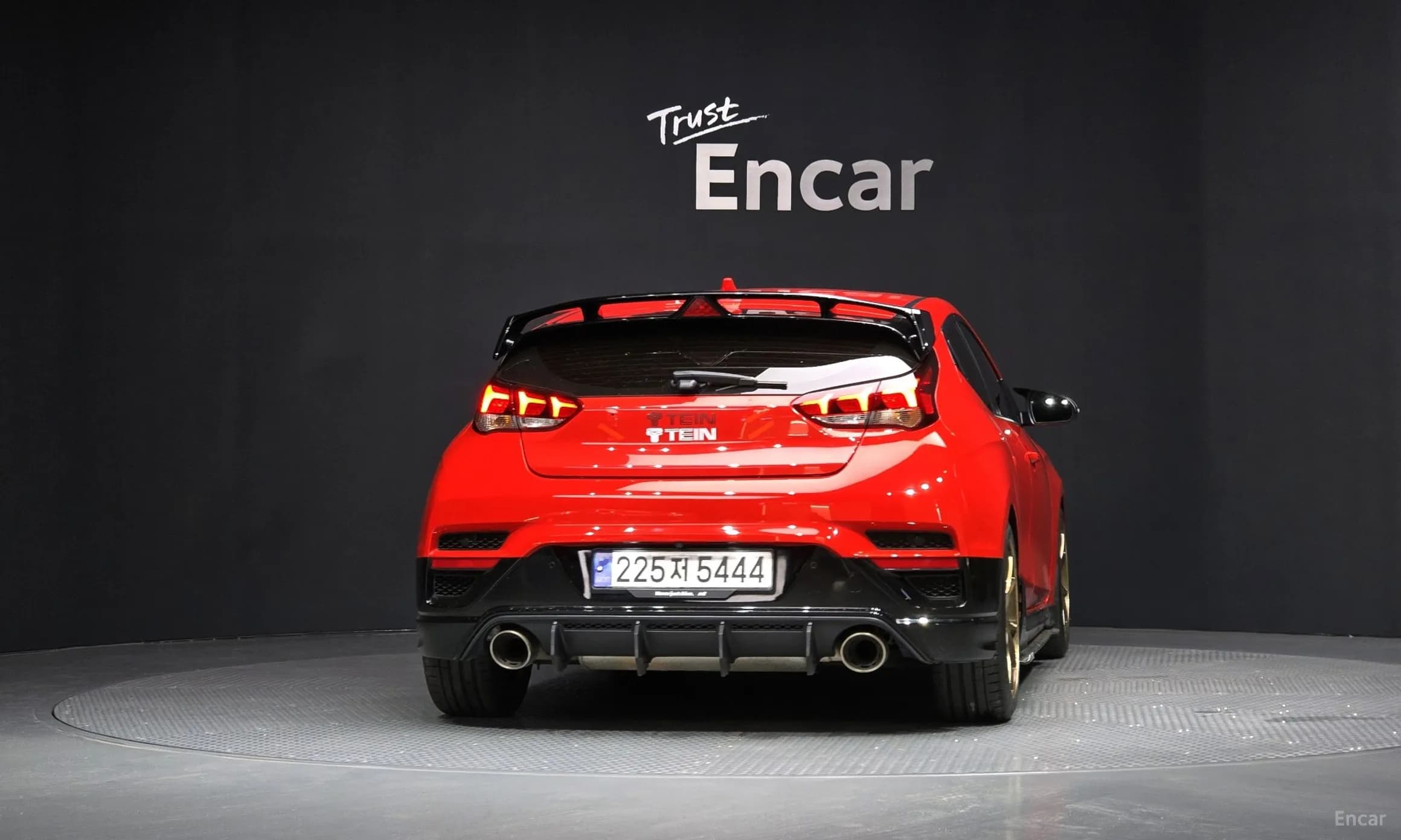 Veloster (JS)