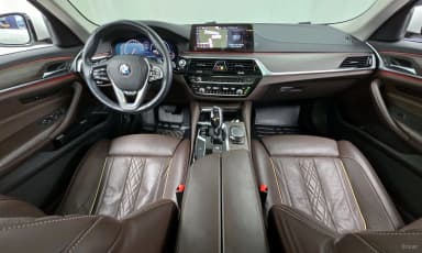 5 Series (G30)