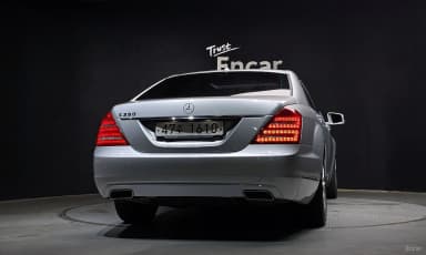 S-Class W221