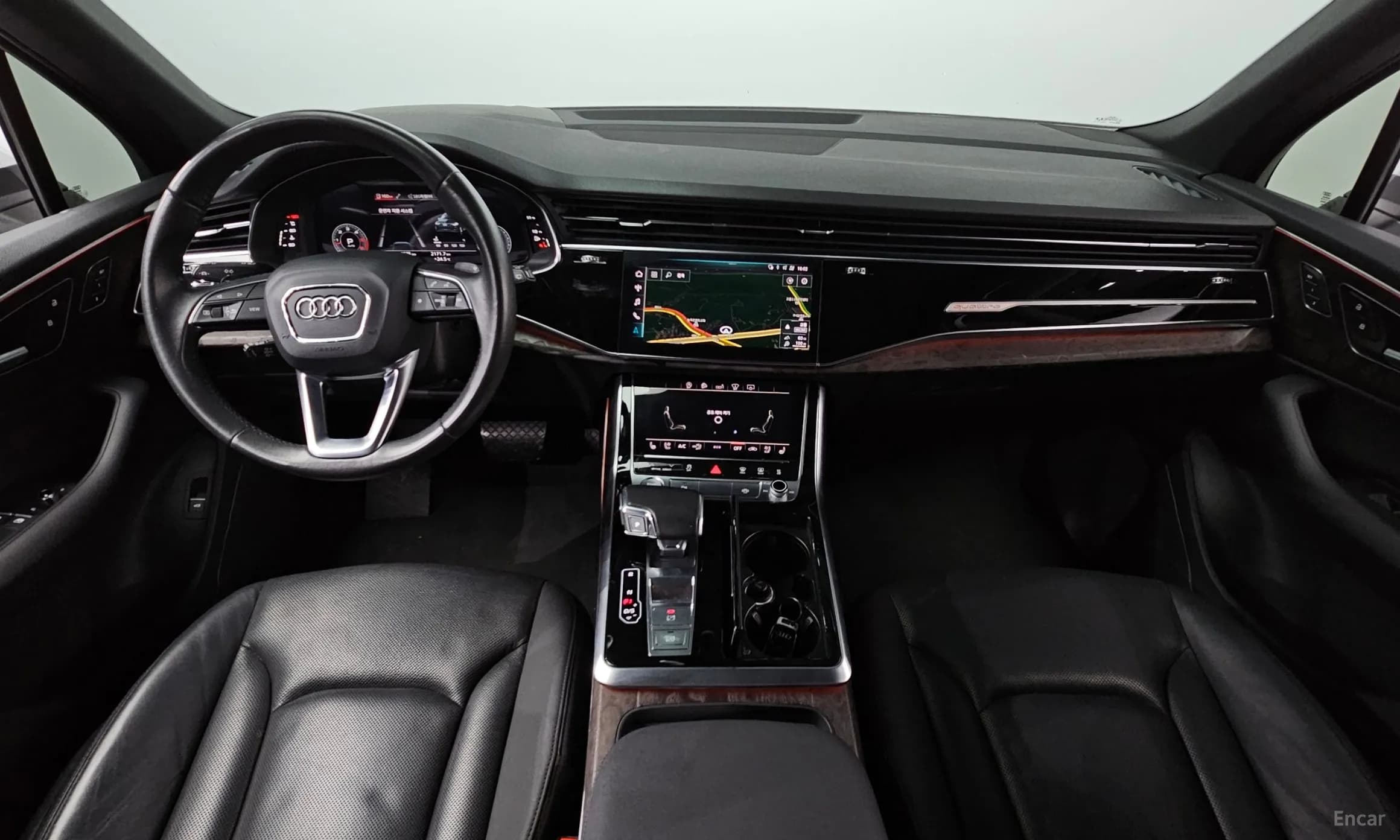 Q7 (4M)