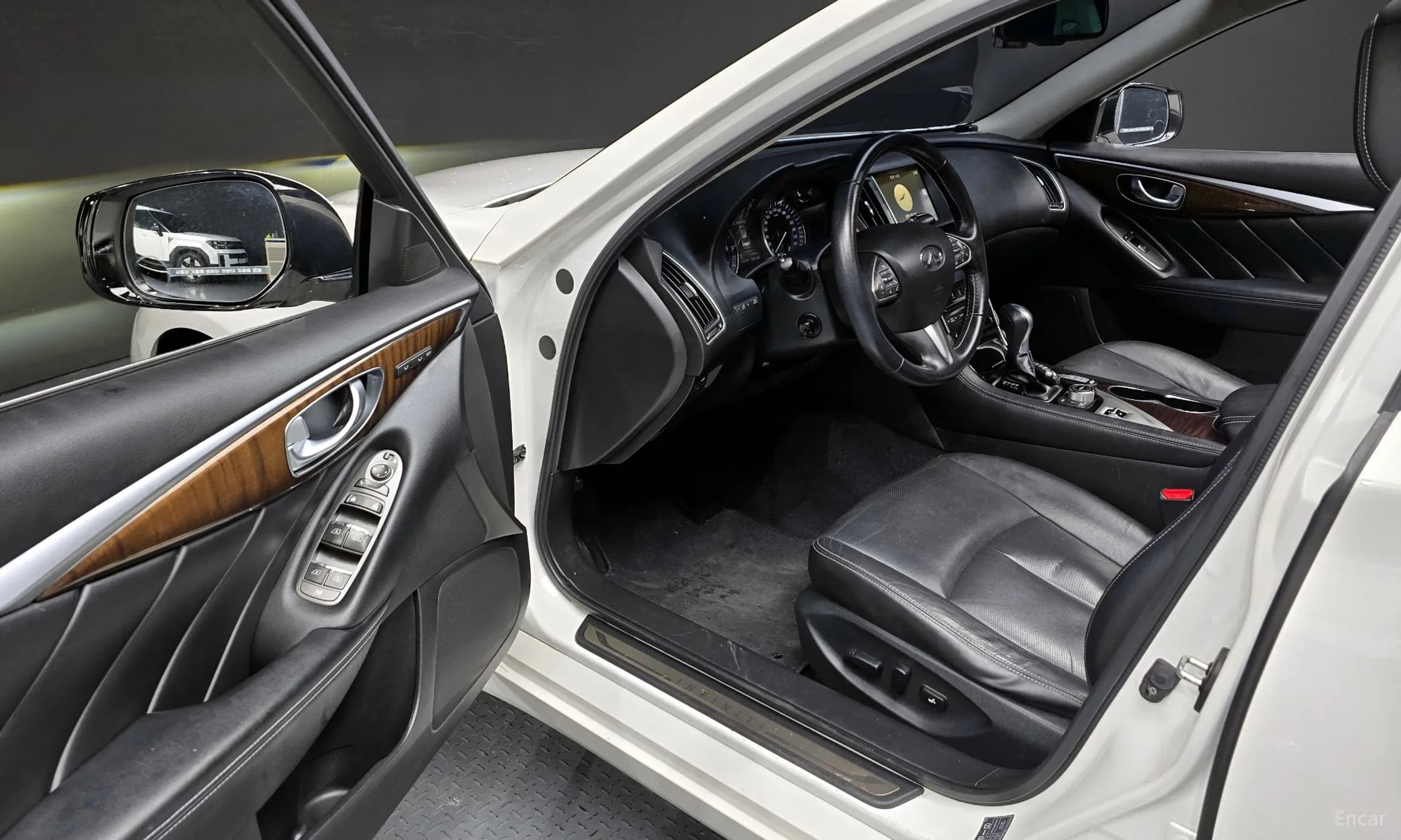 Q50