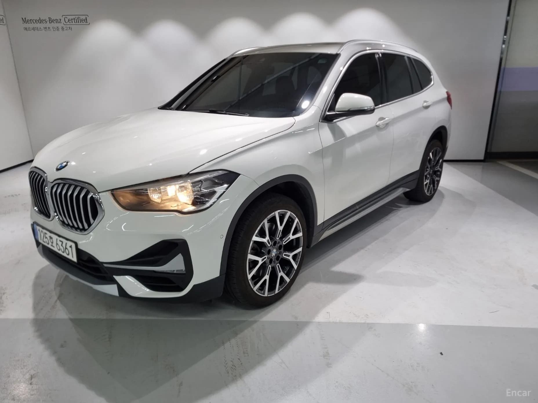 X1 (F48)