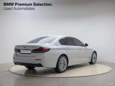 5 Series (G30)