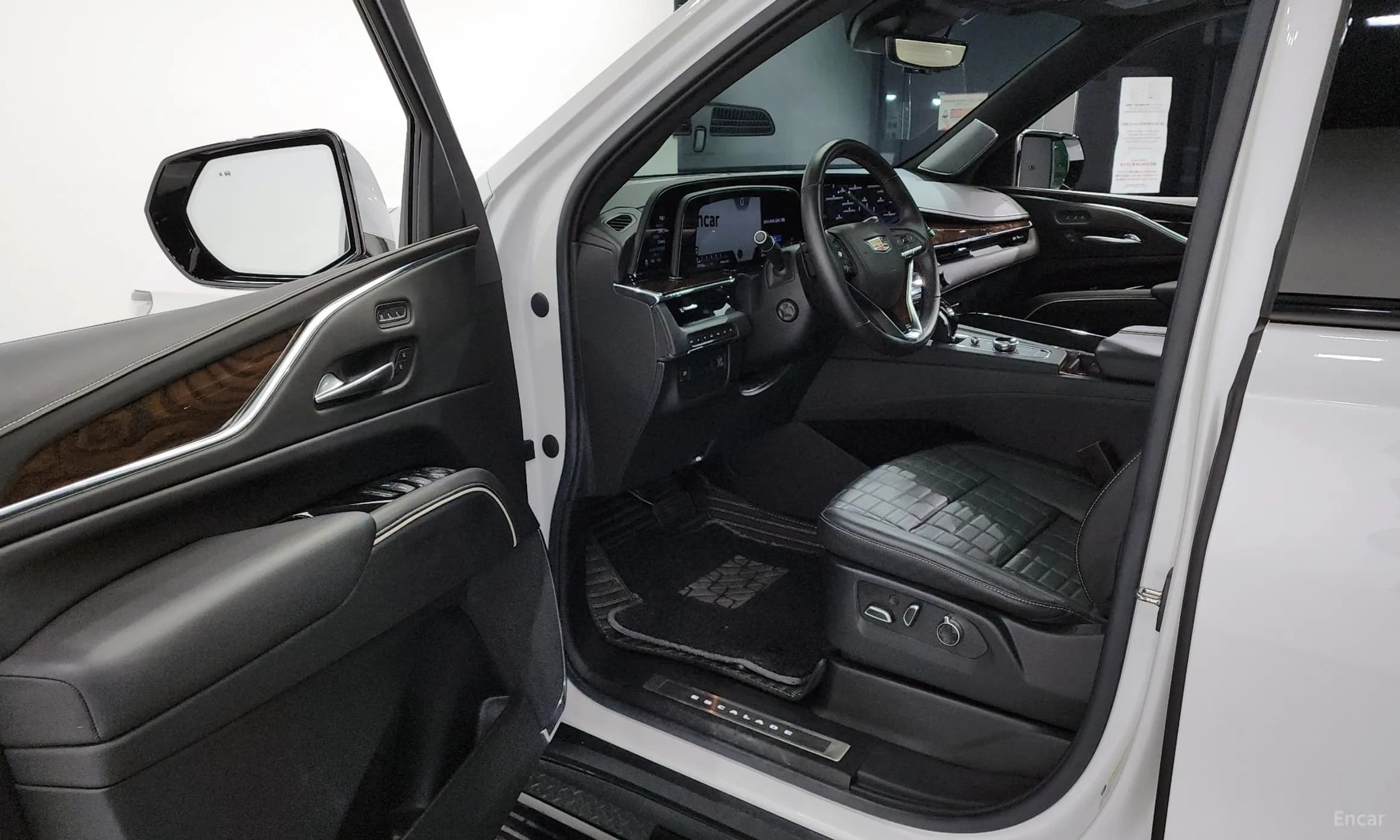 Escalade 5th Generation