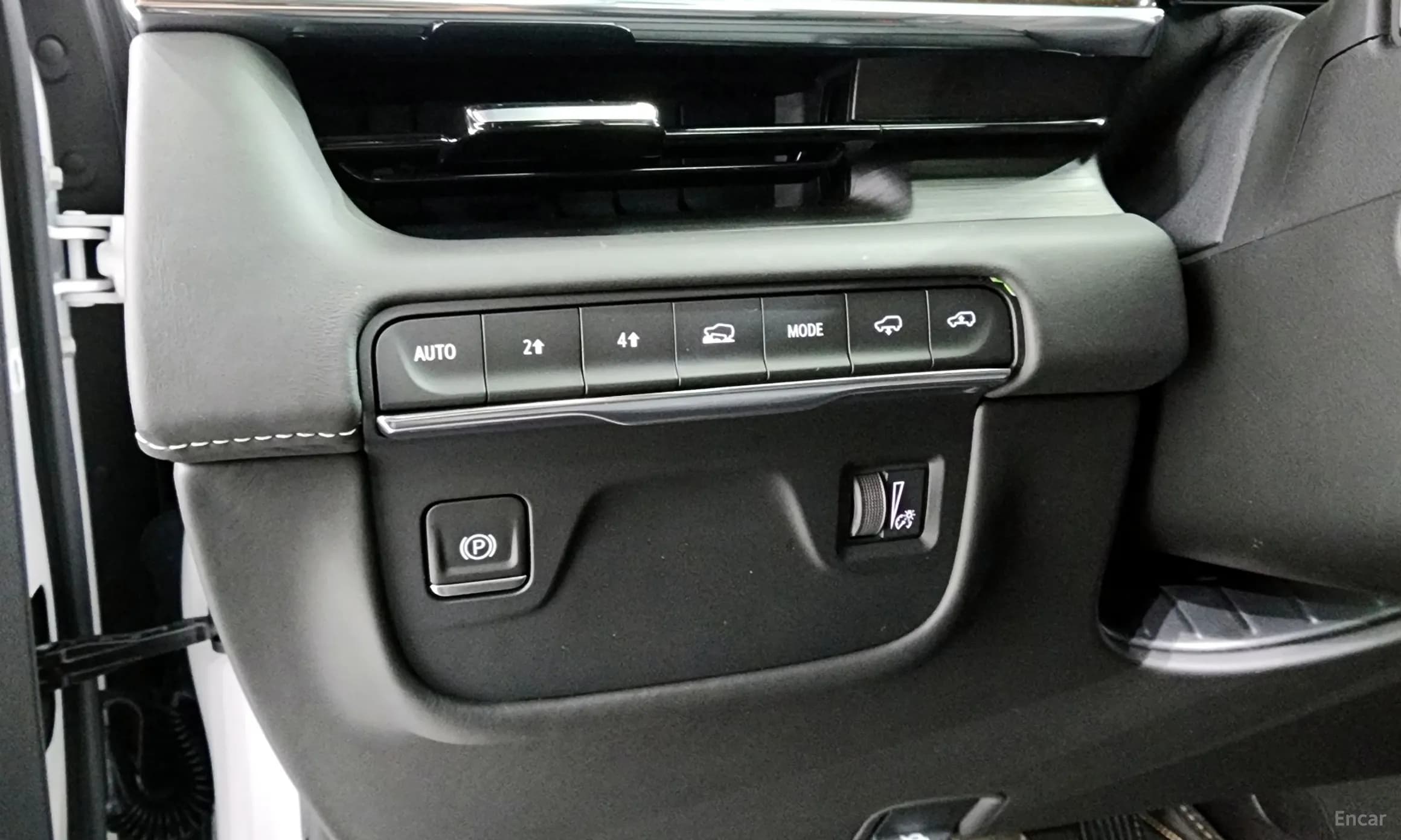 Escalade 5th Generation