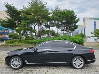 7 Series (G11)