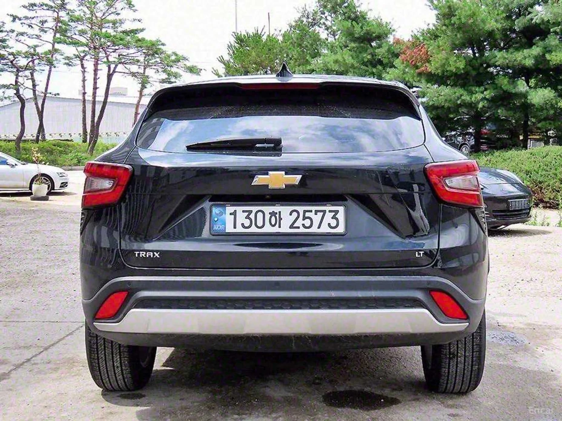 Trax Crossover