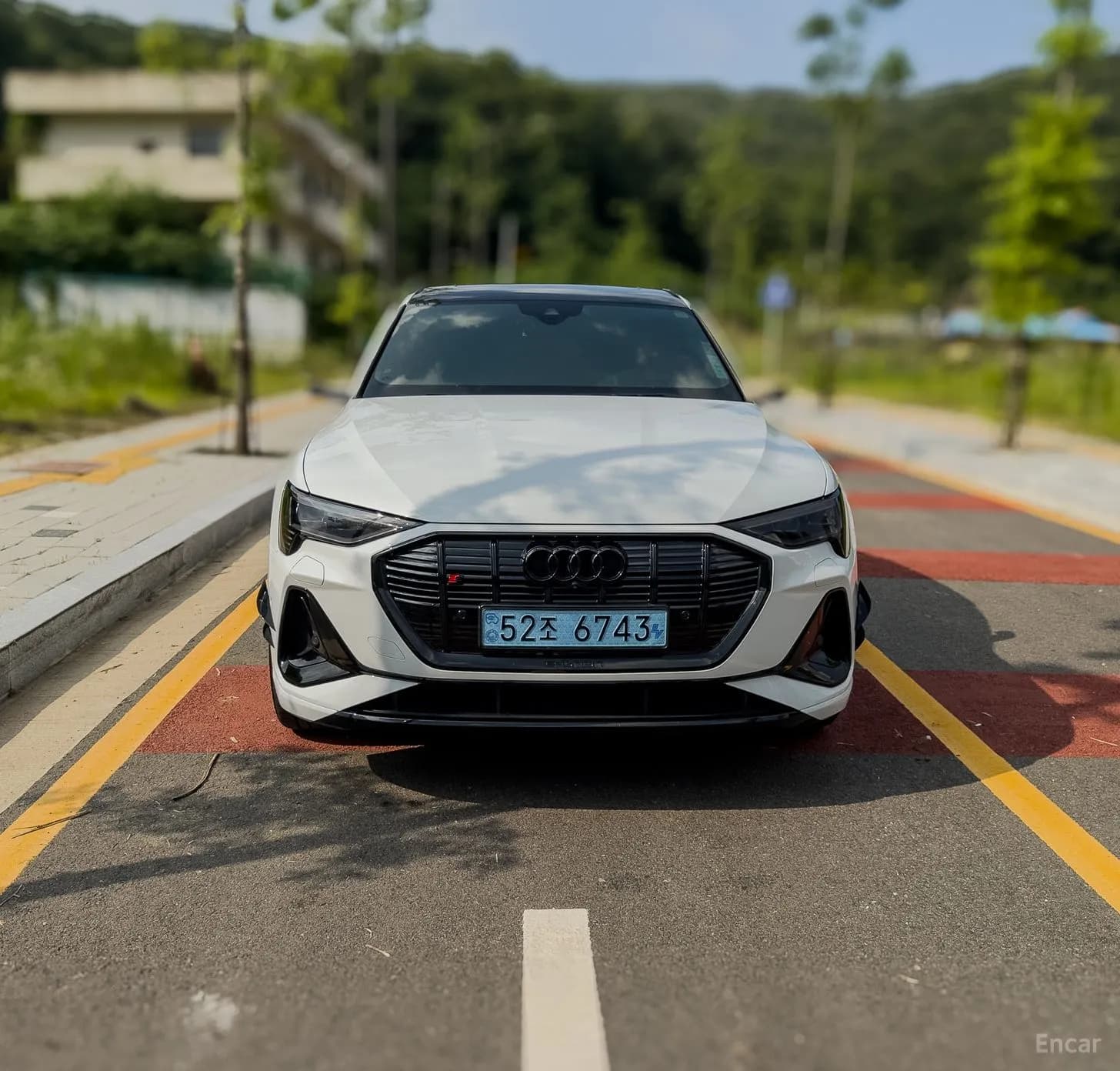 e-tron