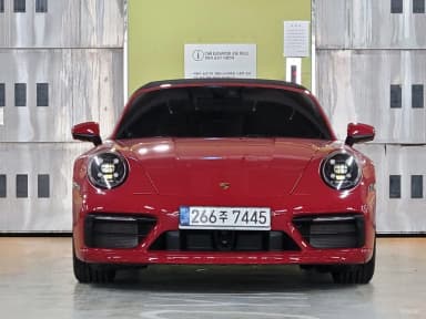 911 (992)