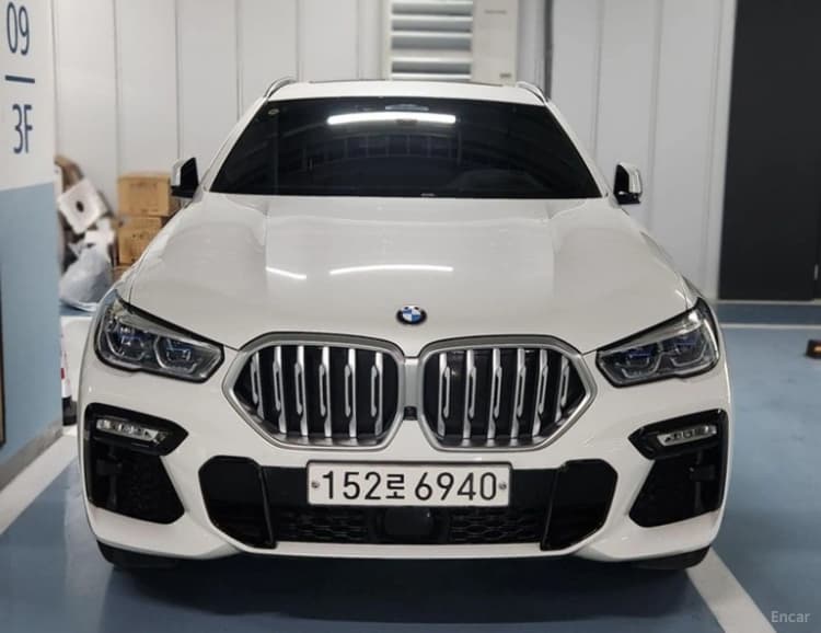 X6 (G06)