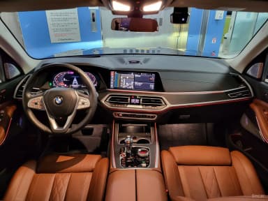 X7 (G07)