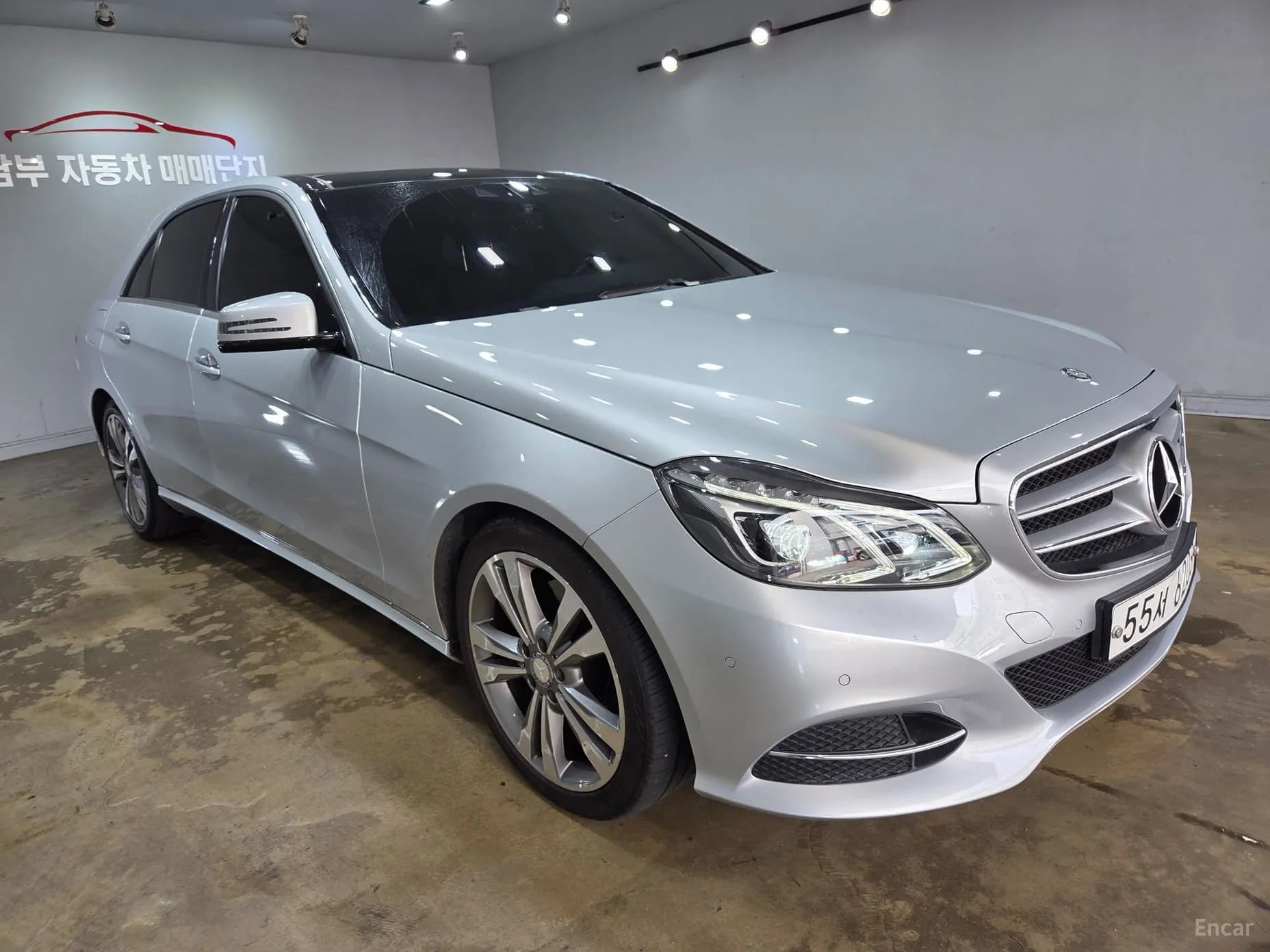 E-Class W212