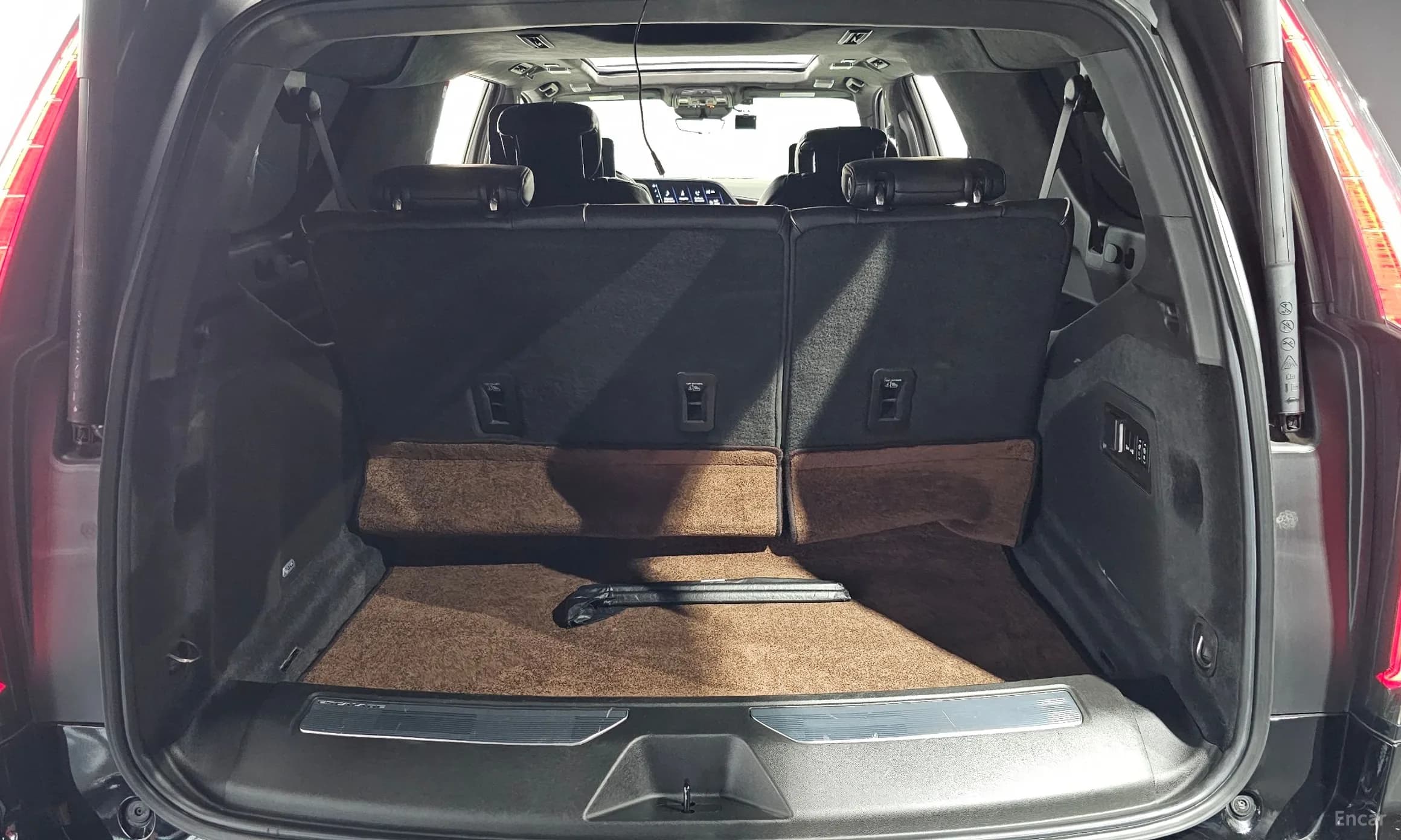 Escalade 5th Generation