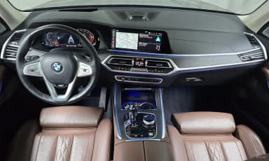X7 (G07)