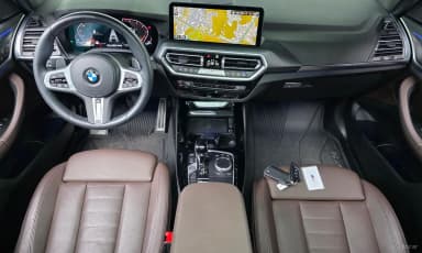 X3 (G01)