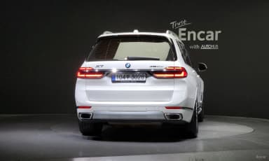 X7 (G07)