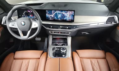 X7 (G07)