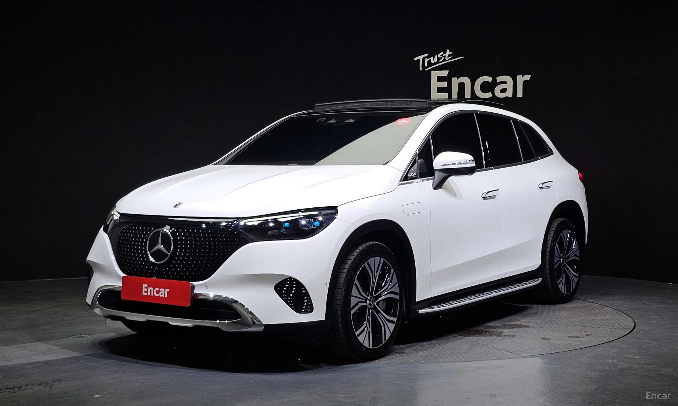 EQE SUV X294