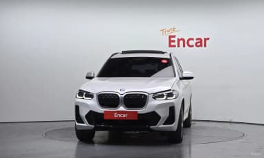 iX3