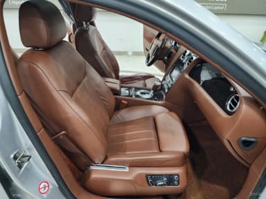 Flying Spur Gen 1