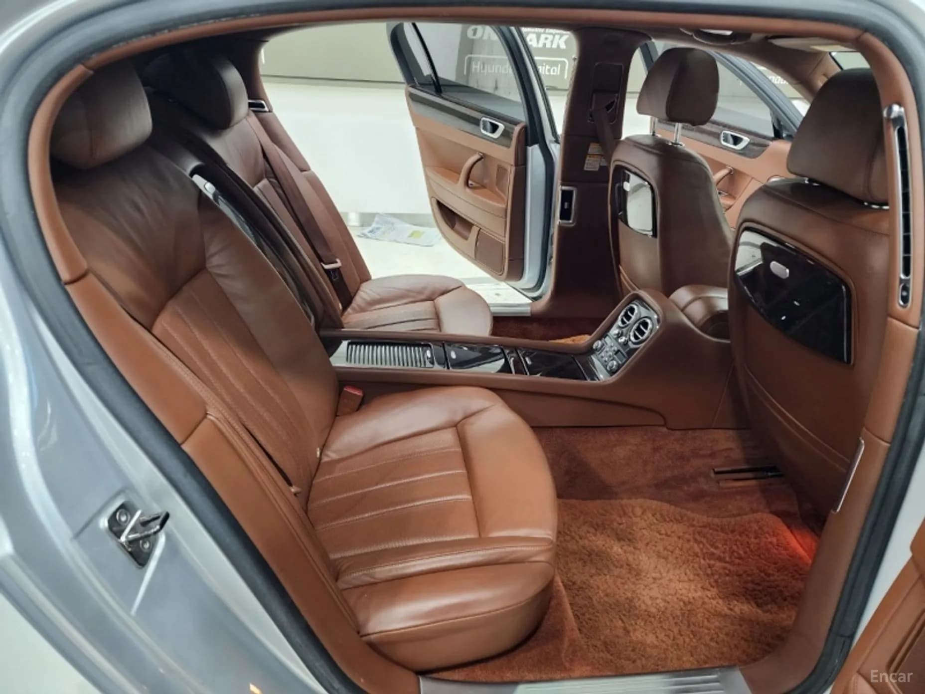 Flying Spur Gen 1