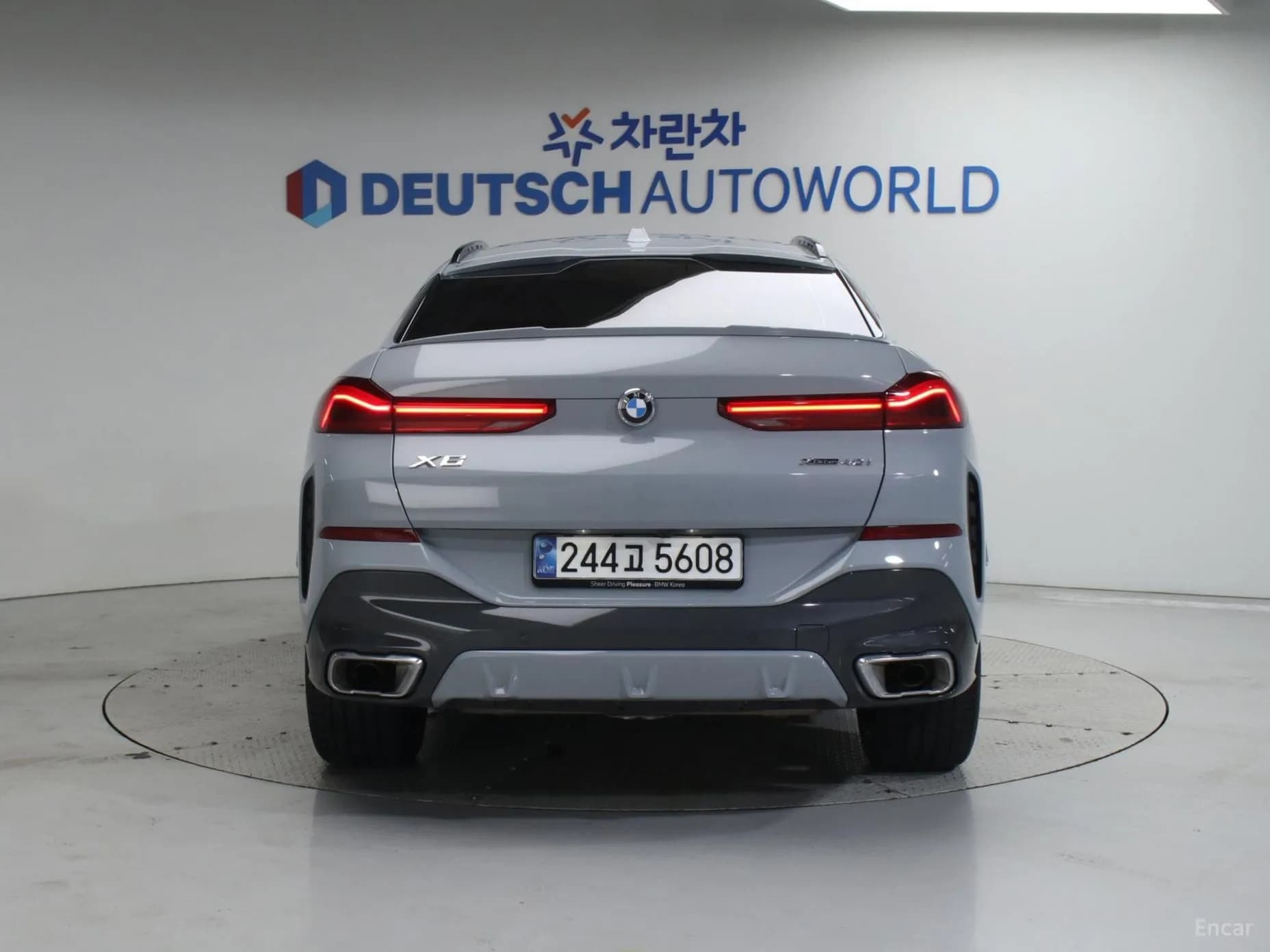 X6 (G06)