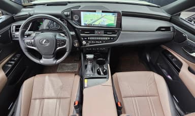 ES300h 7th Generation