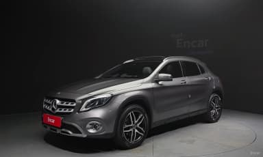 GLA-Class X156