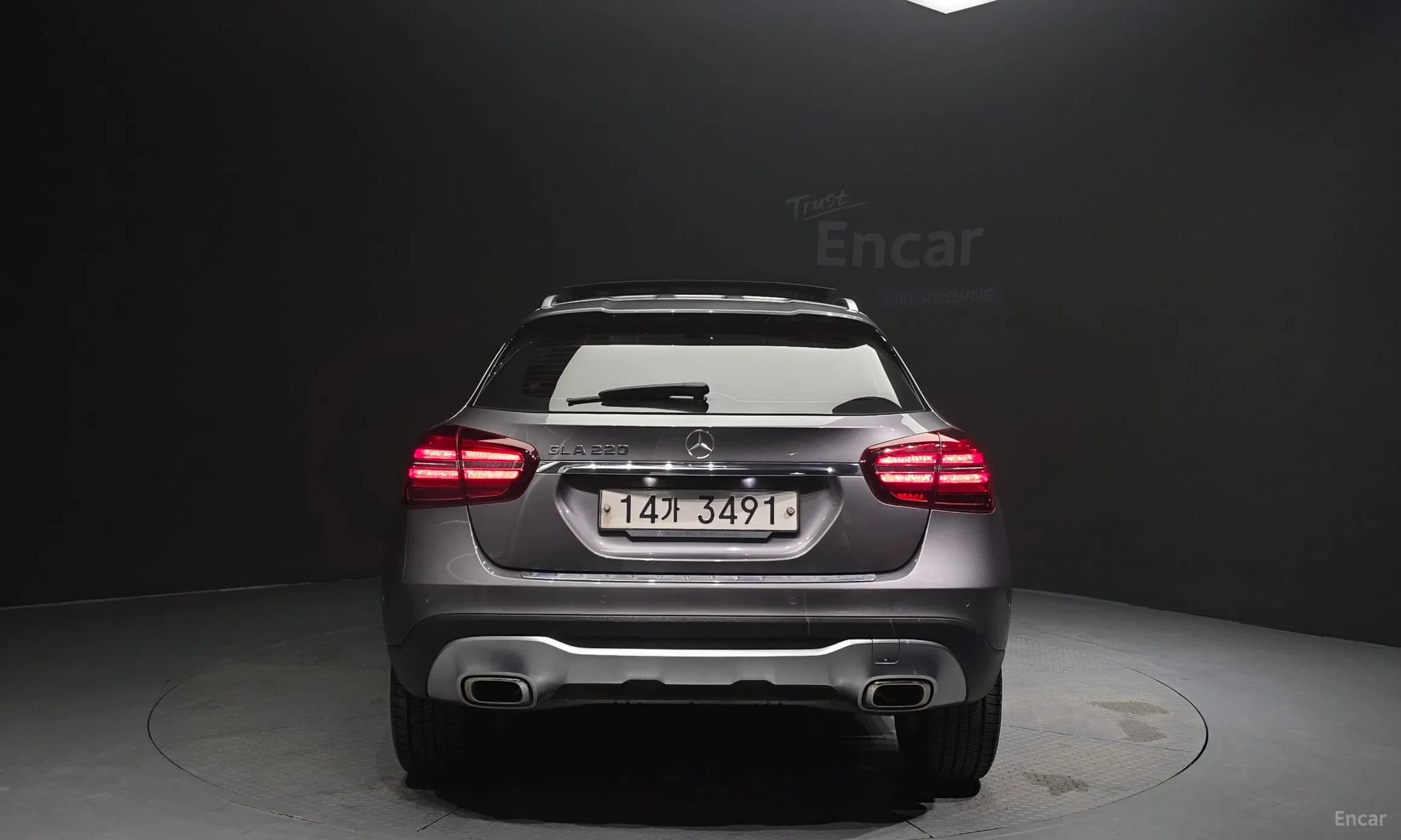GLA-Class X156
