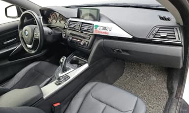 Series 4 (F32)