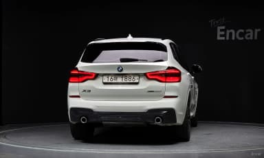 X3 (G01)