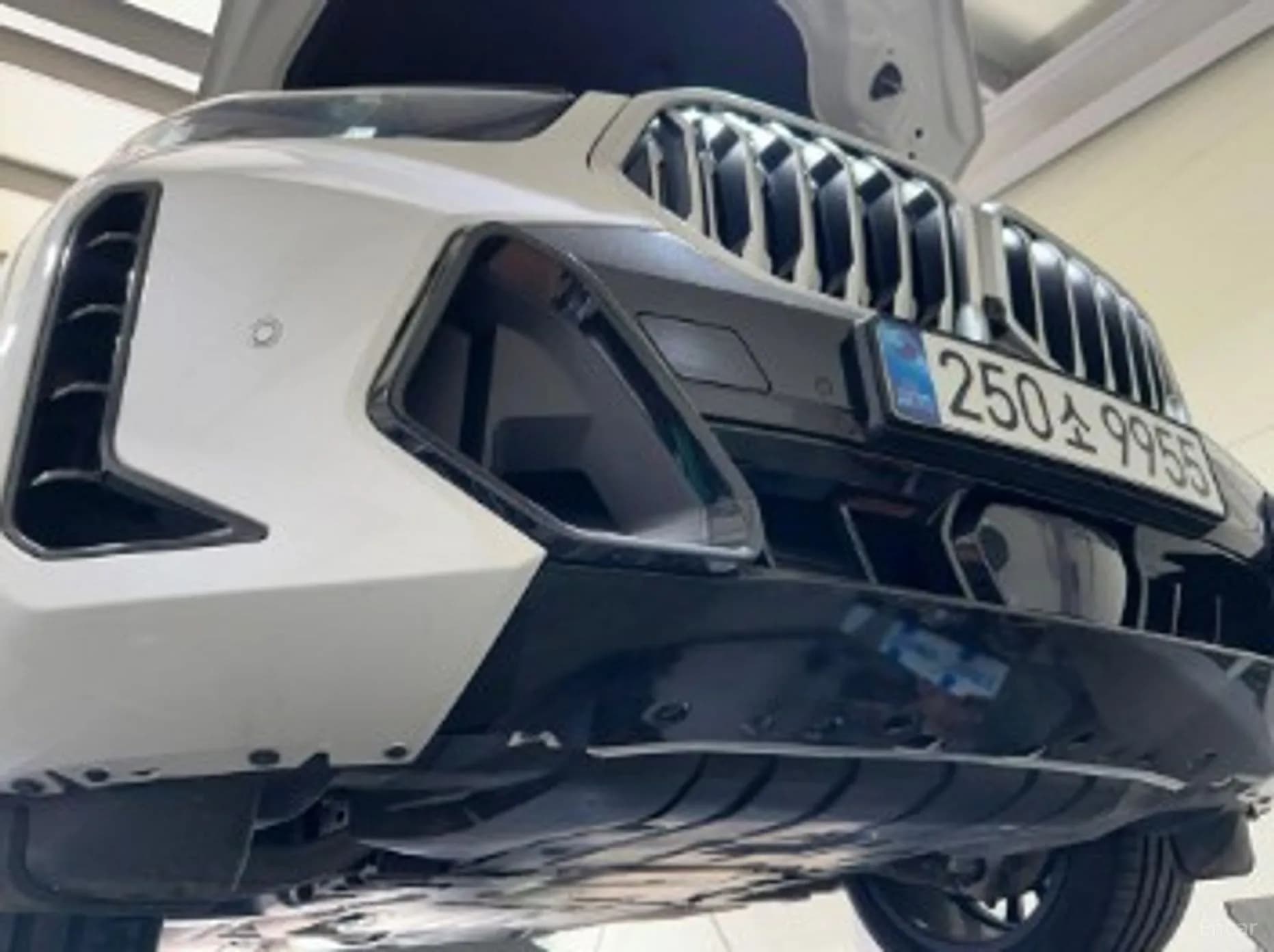 X6 (G06)
