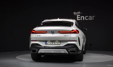 X6 (G06)