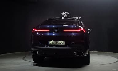 X6 (G06)