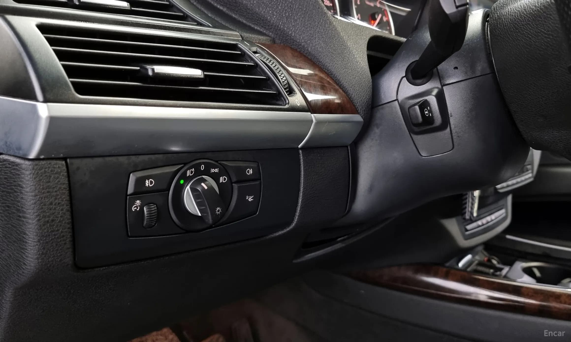 X5 (E70)