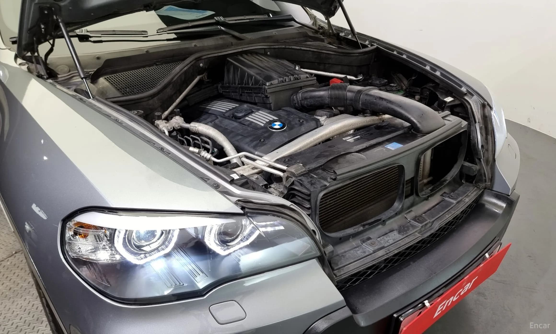 X5 (E70)