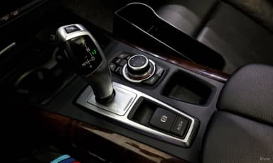 X5 (E70)