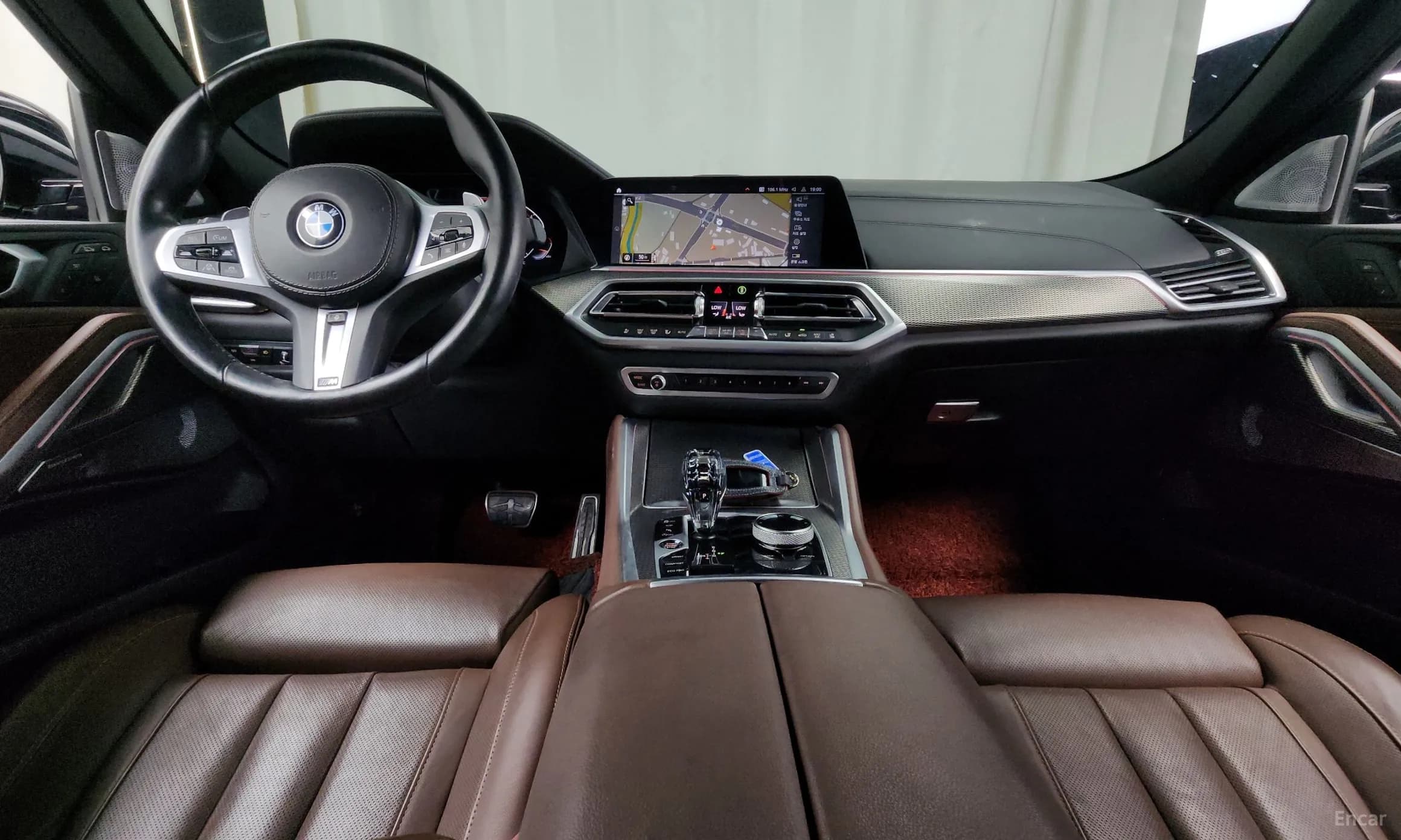X6 (G06)