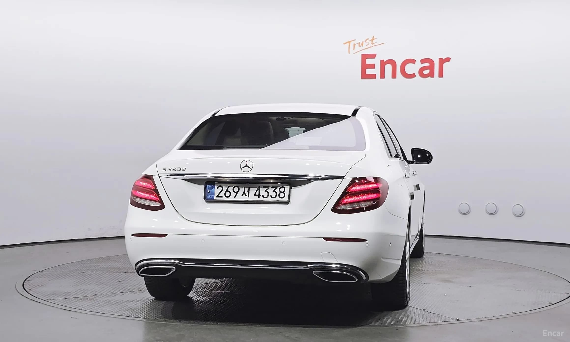 E-Class W213