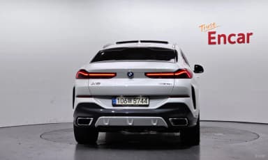 X6 (G06)