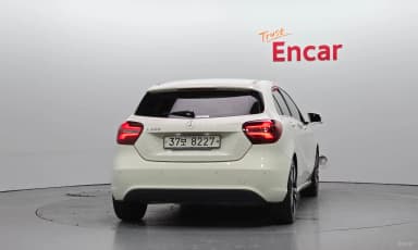 A-Class W176